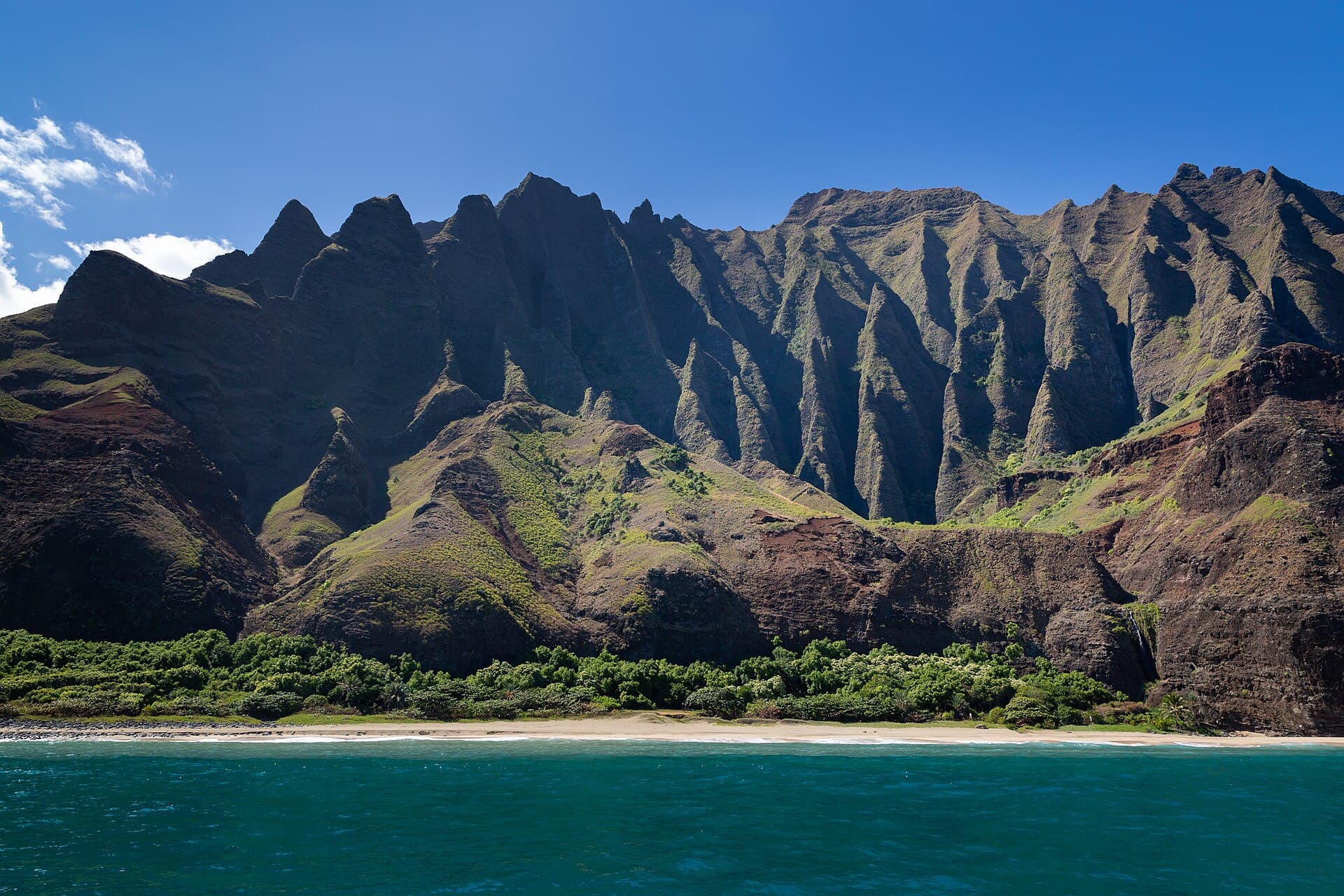 The Na Pali coast and its beach, Kauai