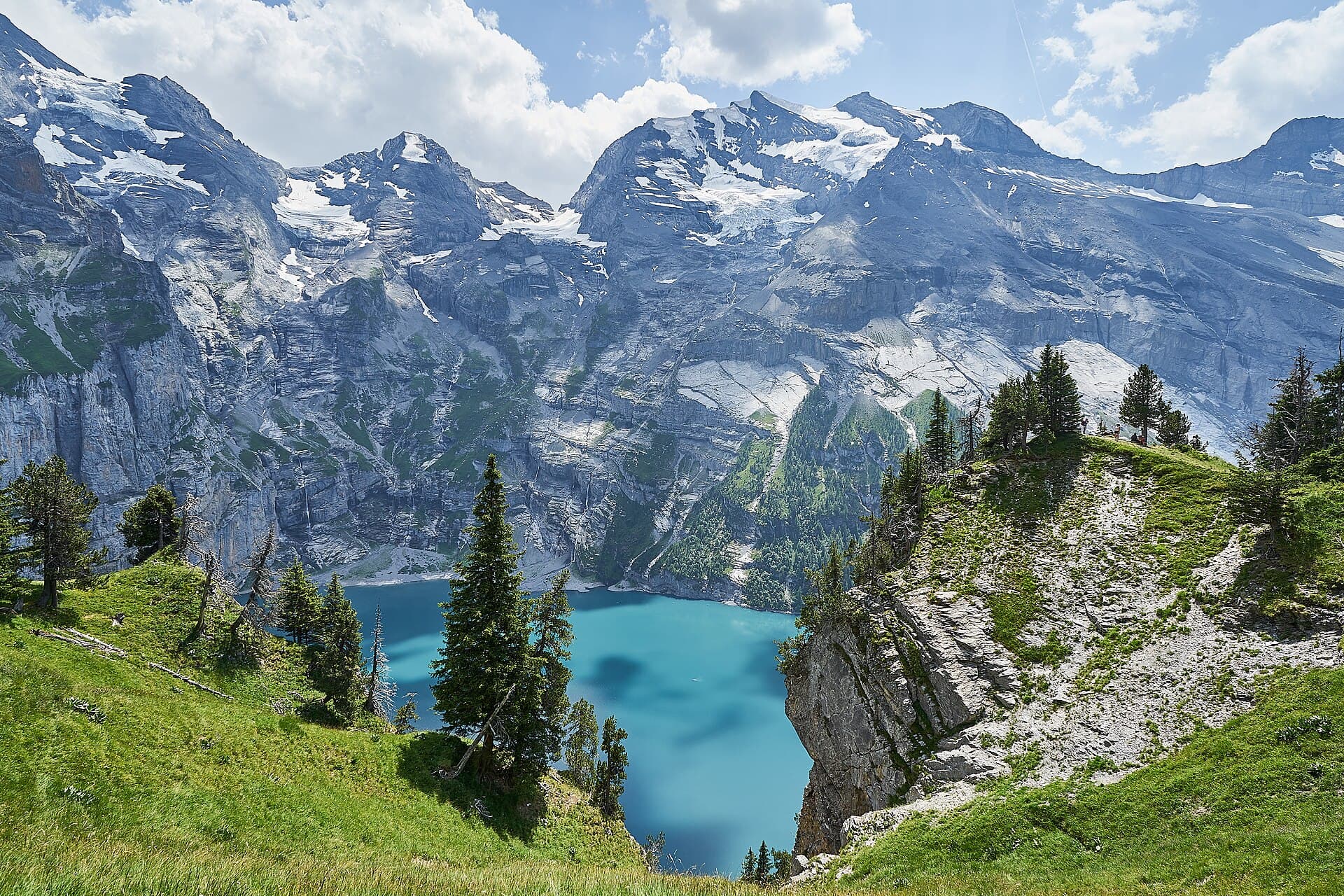 El Oeschinensee bajo el Bluemlisalp, Kandersteg
