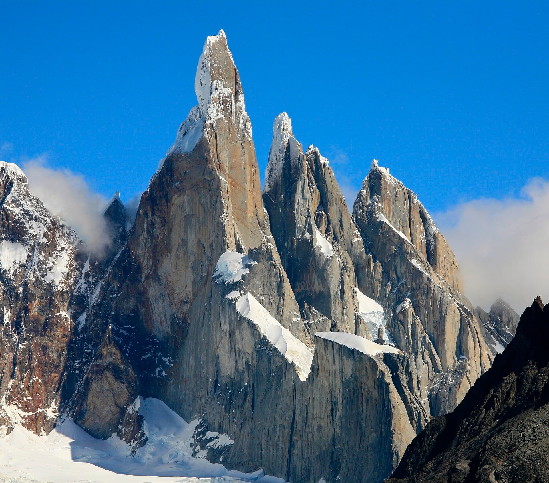 El cerro Torre y sus agujas vecinas