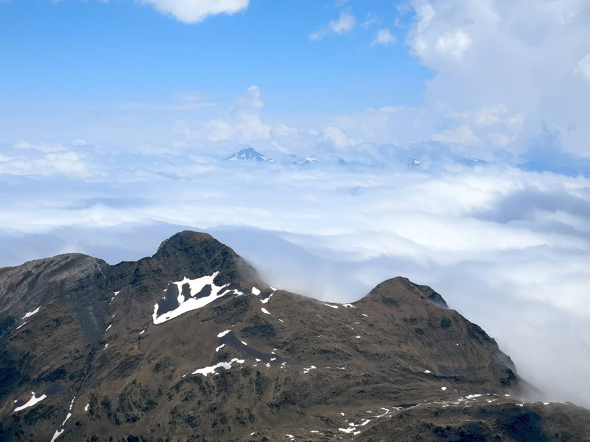 The view from the normal route on Aneto